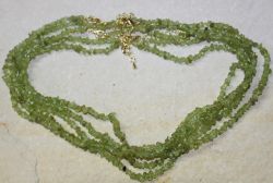 Peridot - Splitter - 45 cm - Edelsteinkette - 5 St�ck
