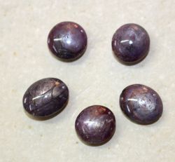 Rubin - Sternrubin - Cabochon - 14-16mm - 5 St�ck