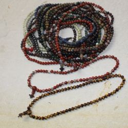 Edelstein Mix - Kugel 6mm -  Elastikkette - 40cm - 10 St. AKTION