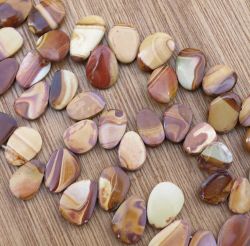 Canyon Wonder Stone - Fantasieform - 15-22mm-  Kettenstrang
