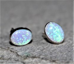 Opal synth. t�rkis - Oval - Cabochon - 8mm - Silber - Ohrstecker