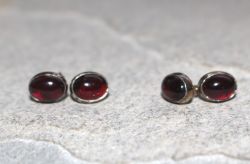 Granat - Oval - Cabochon - 8mm - Silber - Ohrstecker - 1 Paar