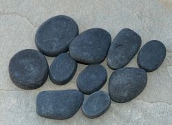 Hot Stones Set - 10 St�ck - 2 - 4 cm - Basalt