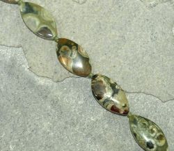 Rhyolith - Navette flach - 20-22mm - Kettenstrang