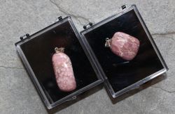 Rhodochrosit - Trommelsteine mit �se - Anh�nger - 1 St�ck