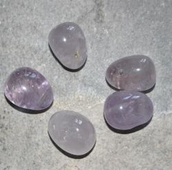 Amethyst - Trommelsteine gebohrt - Anh�nger - 5 St�ck