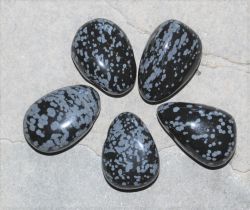 Schneeflocken Obsidian - Trommelsteine gebohrt - Anh�nger - 5 St