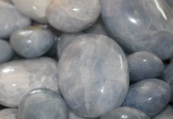Calcit blau - Trommelsteine - Jumbo - 1 kg