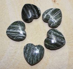 Silberauge Serpentin - Herz mit Bohrung - Anh�nger - 5 St�ck
