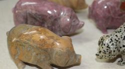 Schwein Tier Figur - Edelstein Mix - 8-10cm - 3 St�ck