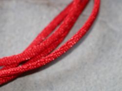 Kette aus Kunstseidenband - rot - 2,5mm - 45cm - 10 St�ck