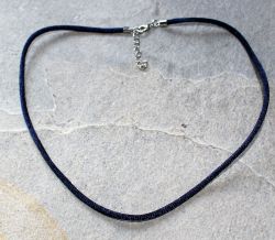Kette aus Kunstseidenband - blau - 2,5mm - 45cm - 10 St�ck