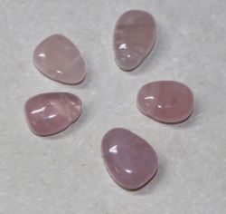 Rosaquarz - Trommelsteine gebohrt - Anh�nger - 5 St�ck