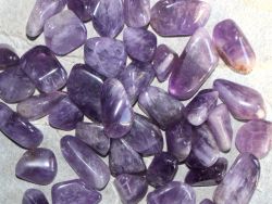 Amethyst Boliven- Trommelsteine - 250 Gramm