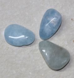 Aquamarin - Trommelsteine gebohrt - Anh�nger - 3 St�ck