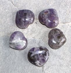 Amethyst - Herz - Handschmeichler - 30-40mm - 5 St�ck