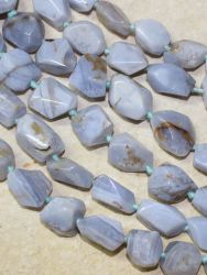 Chalcedon - Freeform - facettiert - 8-12mm - Kettenstrang