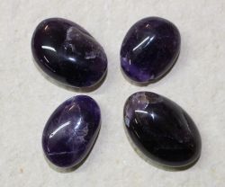 Amethyst - Trommelsteine gebohrt - Anh�nger - 4 St�ck