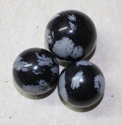Schneeflocken Obsidian - Kugel - 2,5-3,5cm - 5 St.- SONDERPREIS
