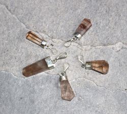 Hessonit - Anh�nger - Naturkristall mit Fassung - 2 St�ck