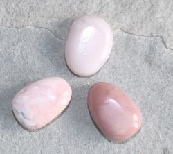 Opal pink - Trommelsteine gebohrt - Anh�nger - 3 St�ck