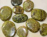 Opal gr�n - Scheibensteine - 35-50mm - 250 Gramm