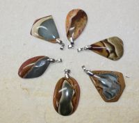Polychrome Jaspis - Freeform - Anh�nger mit �se - 2 St�ck
