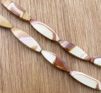 Canyon Wonder Stone - Fantasieform - 42x12mm - Kettenstrang