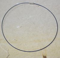 Halsreif - einreihig - blau - Magnetschlie�e - 45 cm - 10 St.