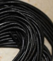 Lederband Ziege - SCHWARZ - 1 Meter - 50 St�ck