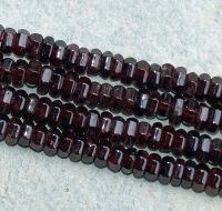 Granat - Freeform - 6-Kant - 6,5-7mm - Kettenstrang