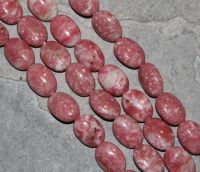Thulit - Oval - 10x14mm - Kettenstrang