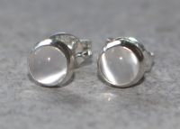 Girasol - Rund - Cabochon - 5-6mm - Silber - Ohrstecker