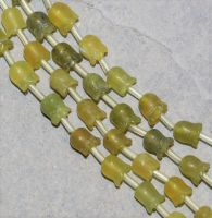 New Jade gelb Serpentin - Bl�te - 7-8mm - Kettenstrang