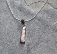 Syn. Opal - Kette mit Anh�nger - Silber und Metall