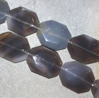 Achat grau - Rechteck - facettiert - 50x40mm - Kettenstrang