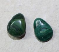 Malachit - Trommelsteine gebohrt - Anh�nger - 2 St�ck