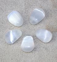 Selenit - Trommelsteine gebohrt - Anh�nger - 5 St�ck