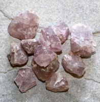 Fluorit - rosa - Rohsteine - 2-4cm - 100 gr.