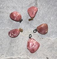 Rhodochrosit - Trommelsteine mit �se - Anh�nger - 5 St�ck