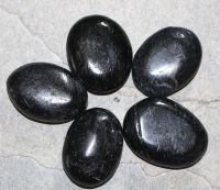 Turmalin schwarz - Seifensteine - Handschmeichler - 5 St�ck