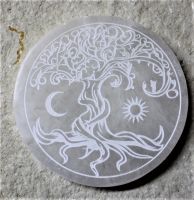 Selenit - Scheibe - Baum mit Sonne und Mond - 10cm - 1 St�ck