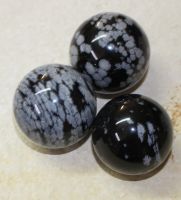 Schneeflocken Obsidian- Kugel - 45-50mm - 1 St�ck- SONDERPREIS