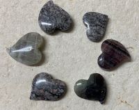 Fluorit & Seelilienstein - Herz mit Bohrung - Anh�nger - 5 St�ck